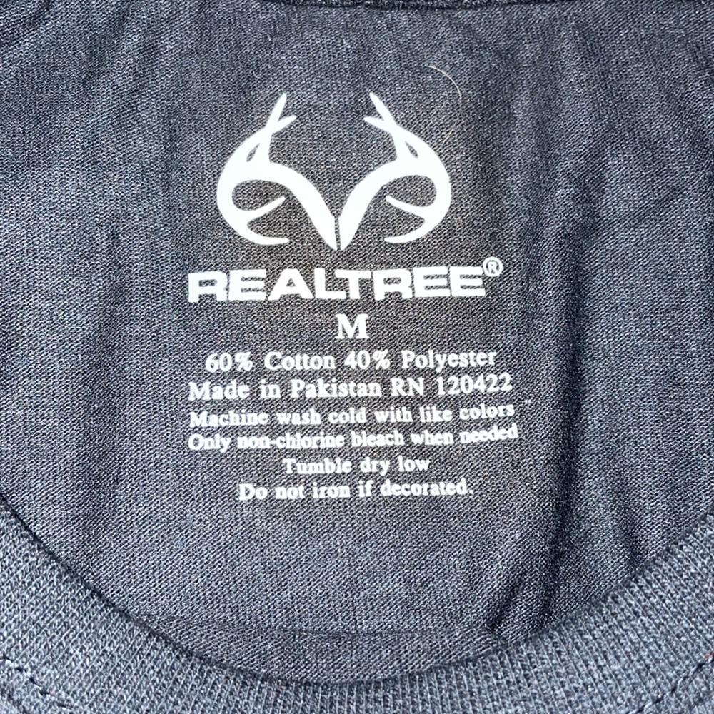 Realtree Top - Picture 2 of 2